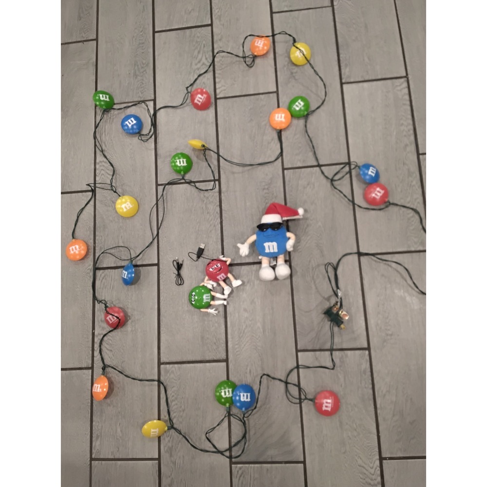 M&M's Vintage Holiday Lot String Lights Character Speakers Blue Santa Plush